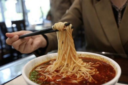 新闻配图