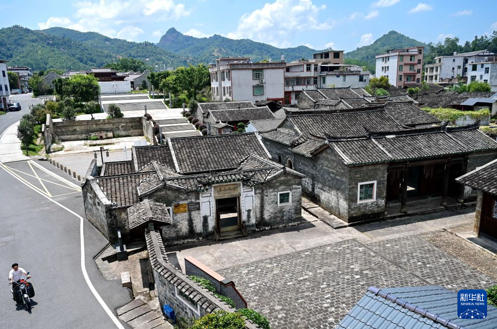 新闻配图